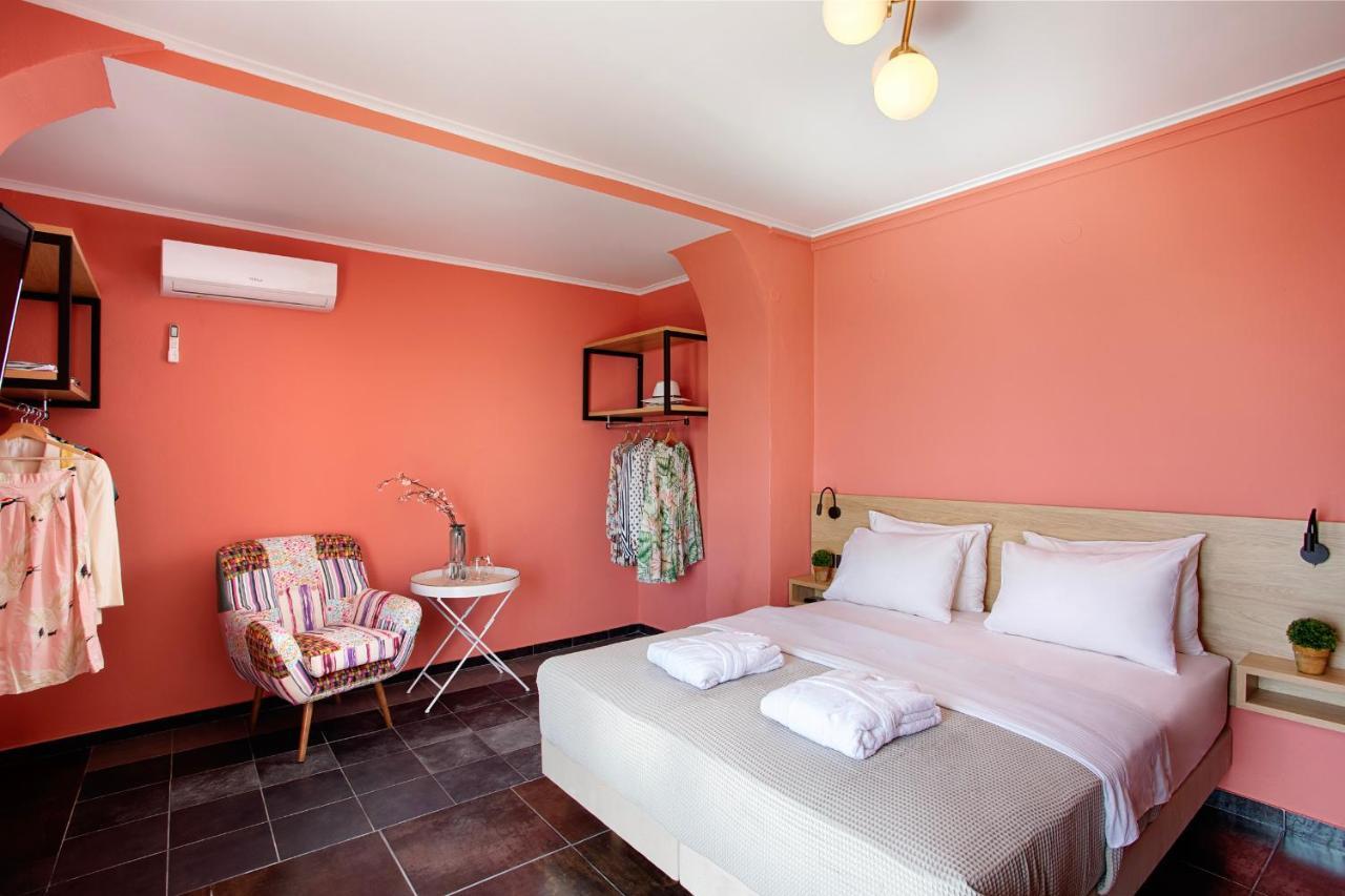 Conte Cristo Suites Paralía Extérieur photo