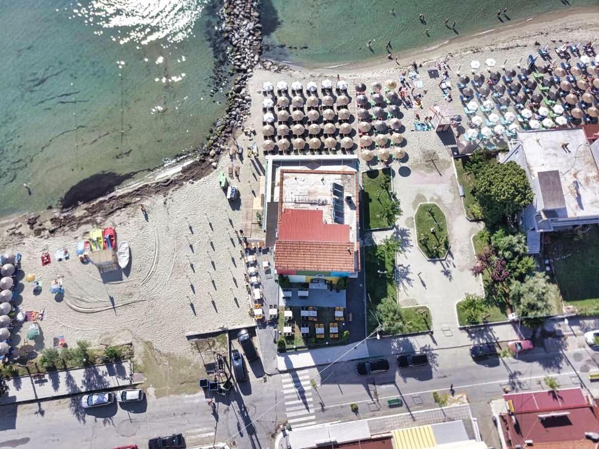 Conte Cristo Suites Paralía Extérieur photo